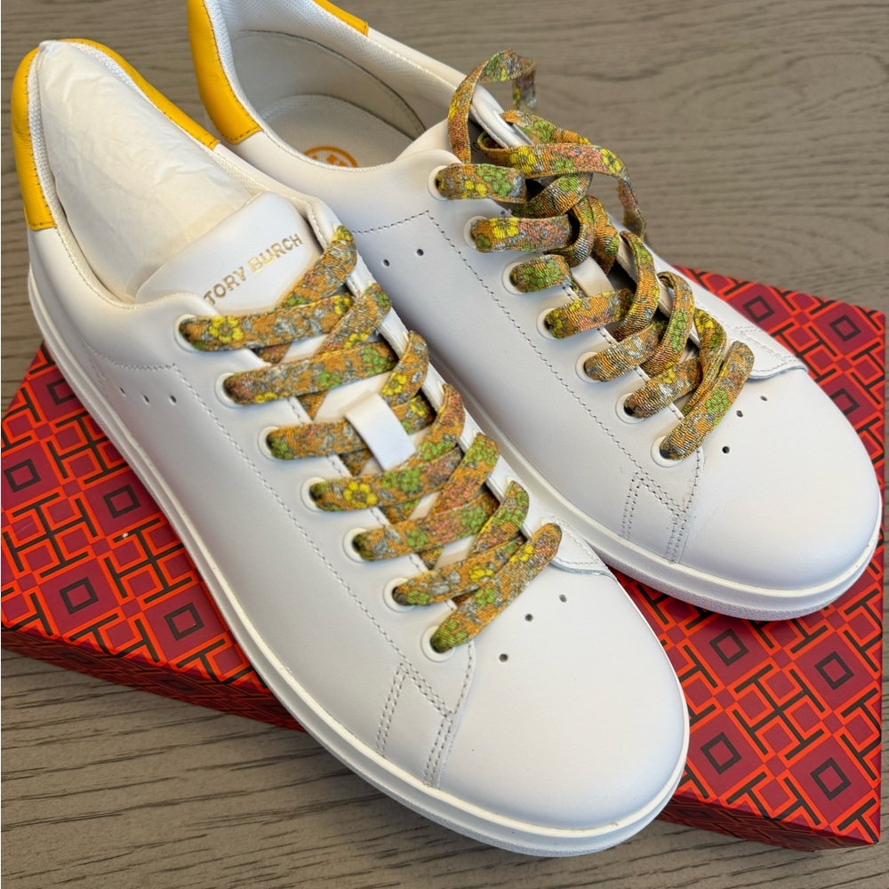 Tory Burch Howell Court NIB